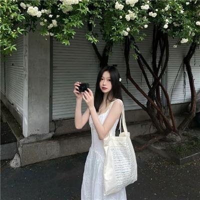 1818编辑部海报
